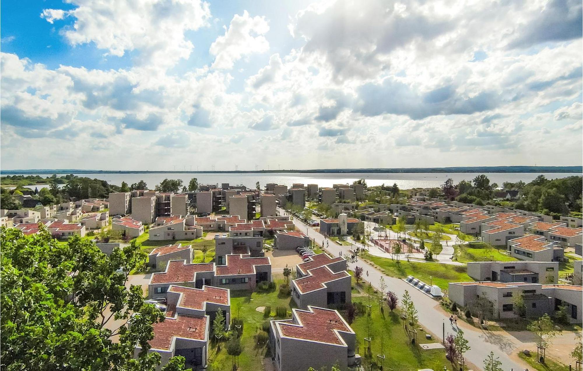 2 Bedroom Gorgeous Home In Lembruch-Duemmer See Exterior photo